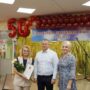 Депутаты Коночев и Романова поздравили школу с юбилеем